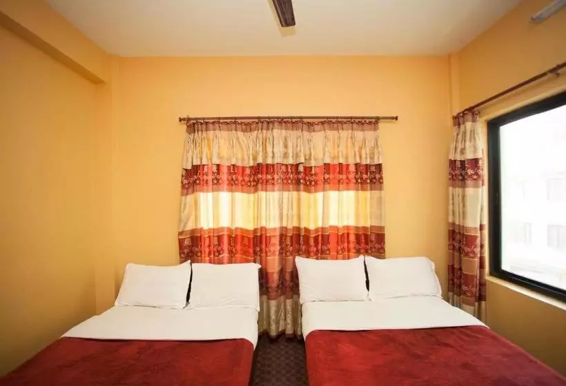 هتل Pashupati Plaza By Oyo Rooms