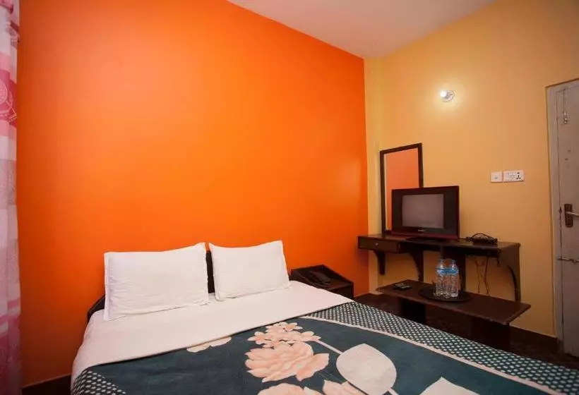 هتل Pashupati Plaza By Oyo Rooms