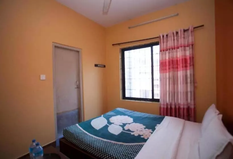 هتل Pashupati Plaza By Oyo Rooms