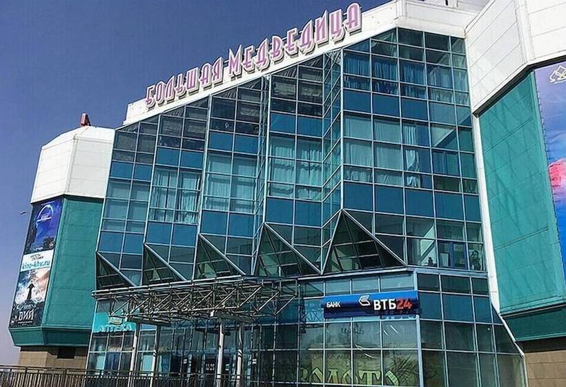 هتل Pyatiy Element