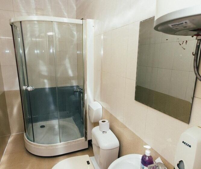 هتل Pyatiy Element