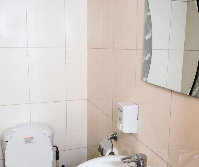 هتل Pyatiy Element