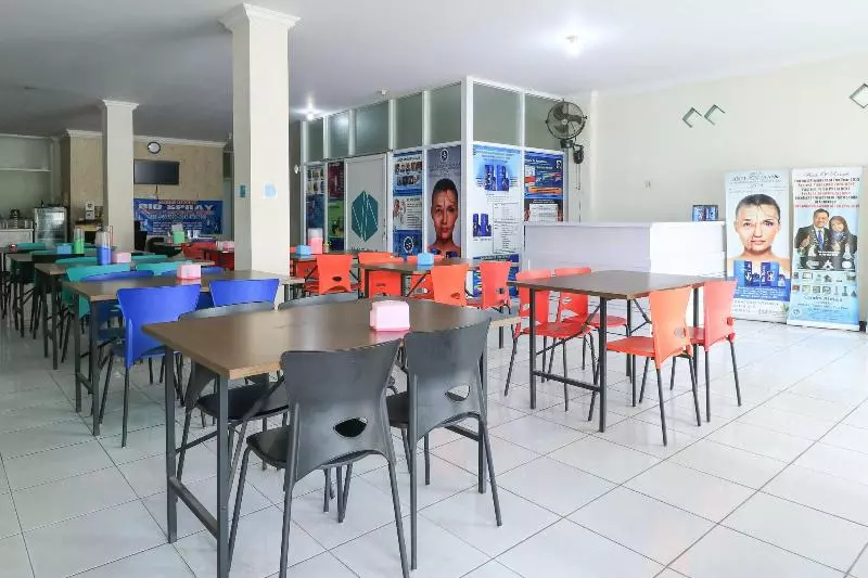 ホテル Ratu Guest House Syariah