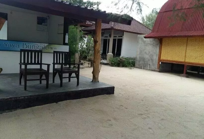 ホテル Laba Laba Bungalow