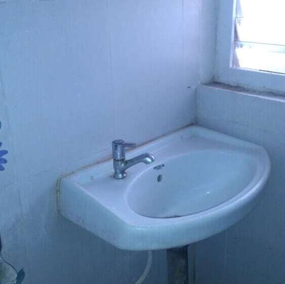 Iroomz Hotel New Ss Inn