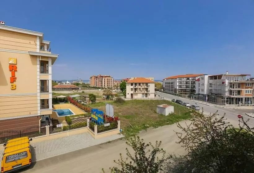 Majatalo Dafinka Guest House