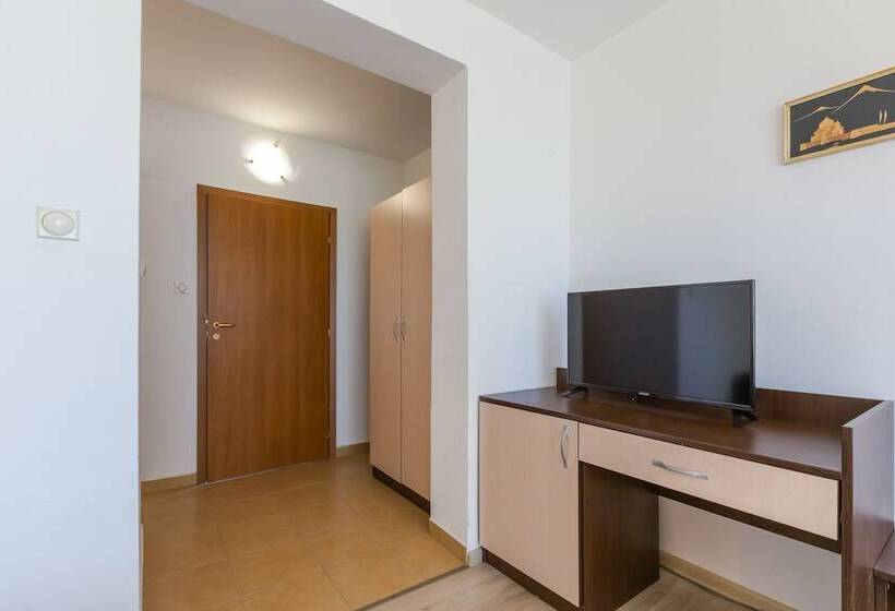 펜션 Dafinka Guest House