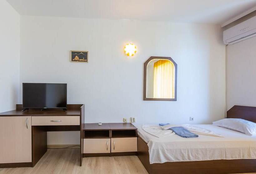 펜션 Dafinka Guest House