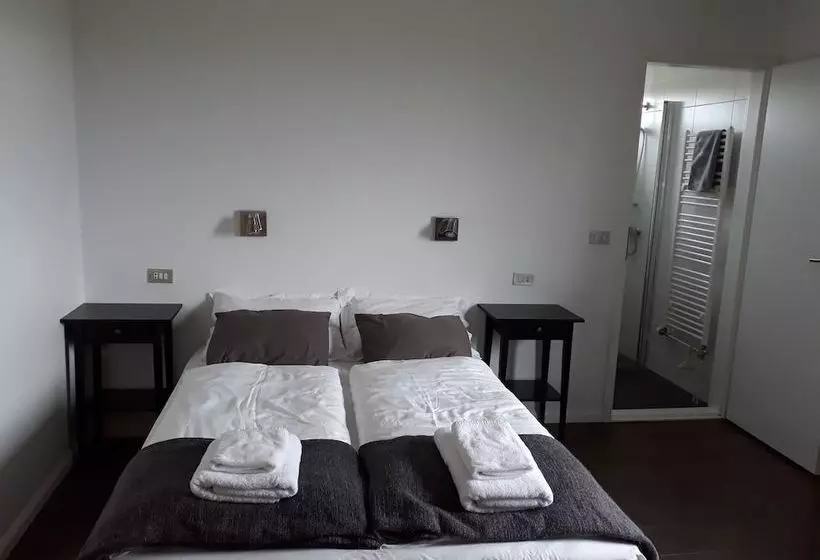 پانسیون Guesthouse Geldingaholt