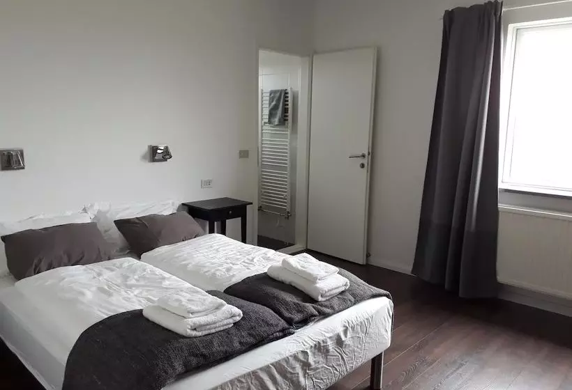 پانسیون Guesthouse Geldingaholt