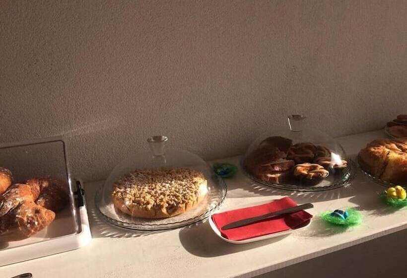 Пансион Miramed Rooms