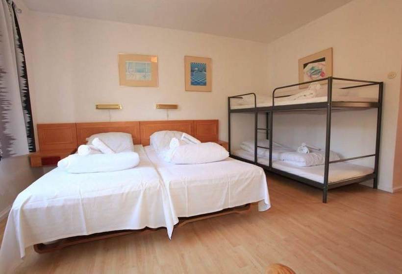 Valdres Fjellhotell. Hovda