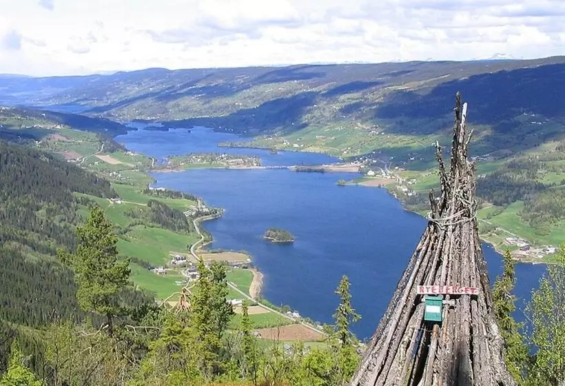 Valdres Fjellhotell. Hovda