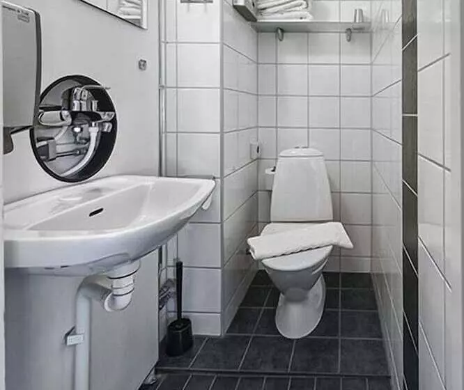 فندق Amadeus By First