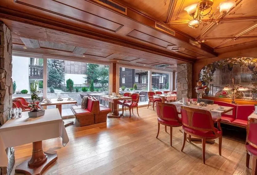 Boutique Hotel Albana Real   Restaurants & Spa