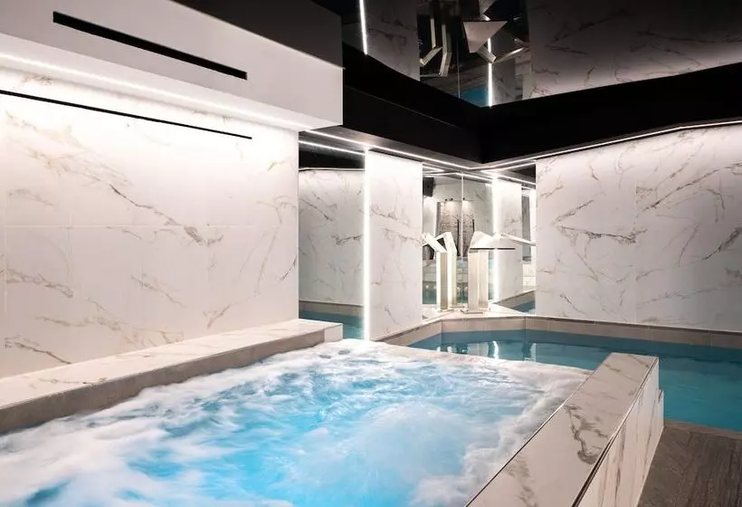 Boutique Hotel Albana Real   Restaurants & Spa