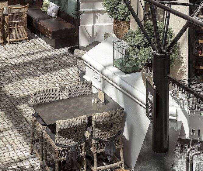 Clarion Collection Hotel Victoria