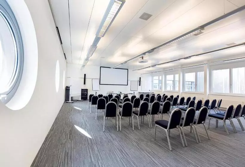 酒店 Seedamm Plaza