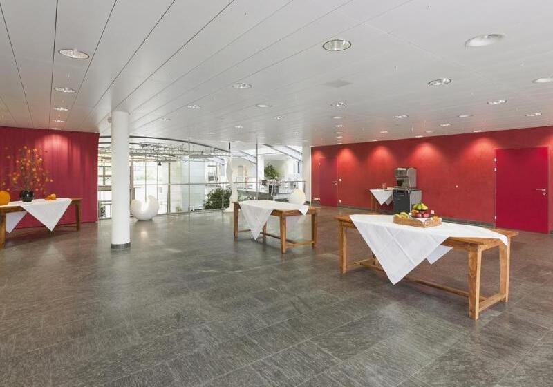 בית מלון כפרי Seedamm Plaza