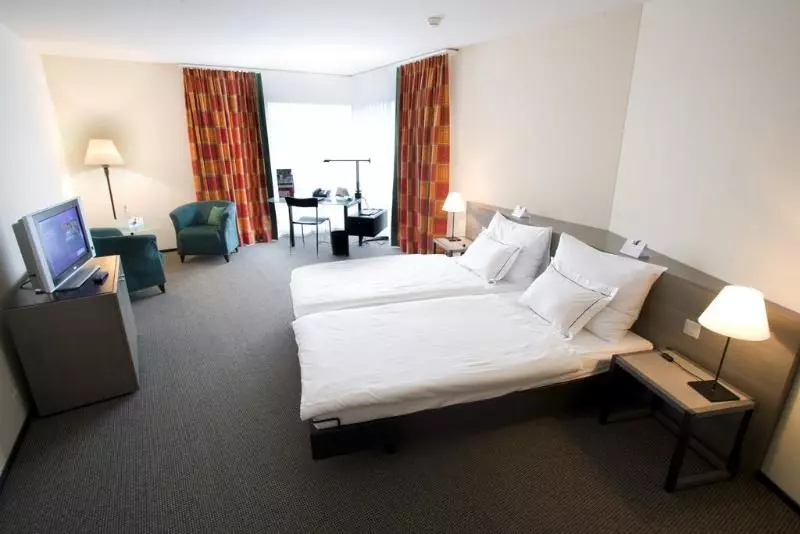 酒店 Seedamm Plaza