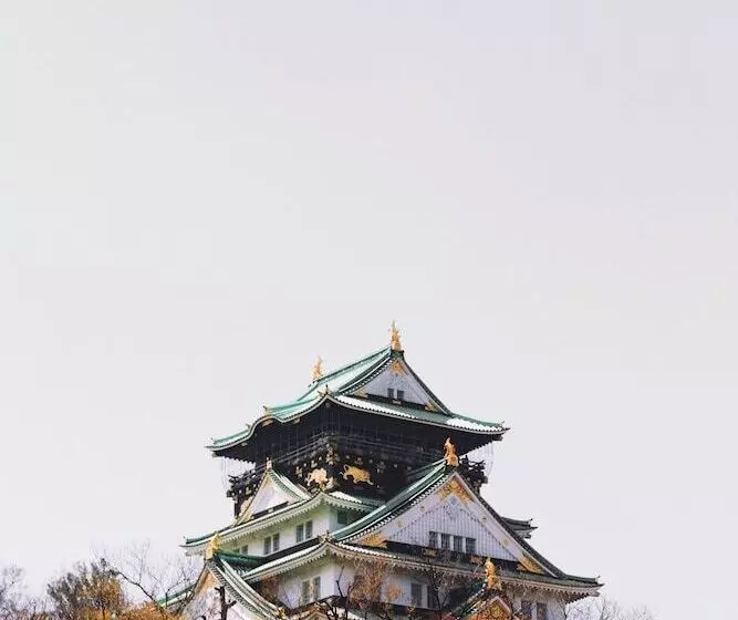 &and Hostel Hommachi East