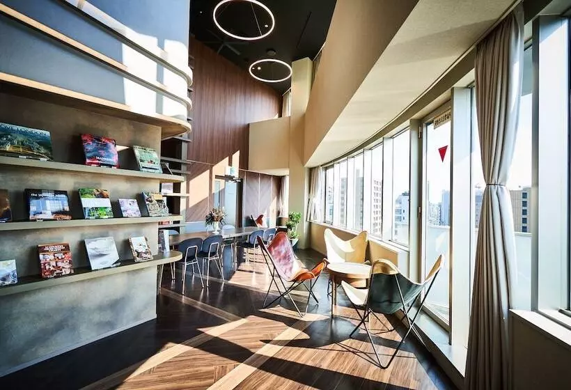 &and Hostel Hommachi East