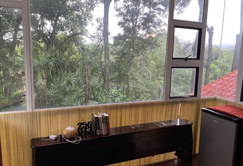 Отель Better Life Suites & Studio