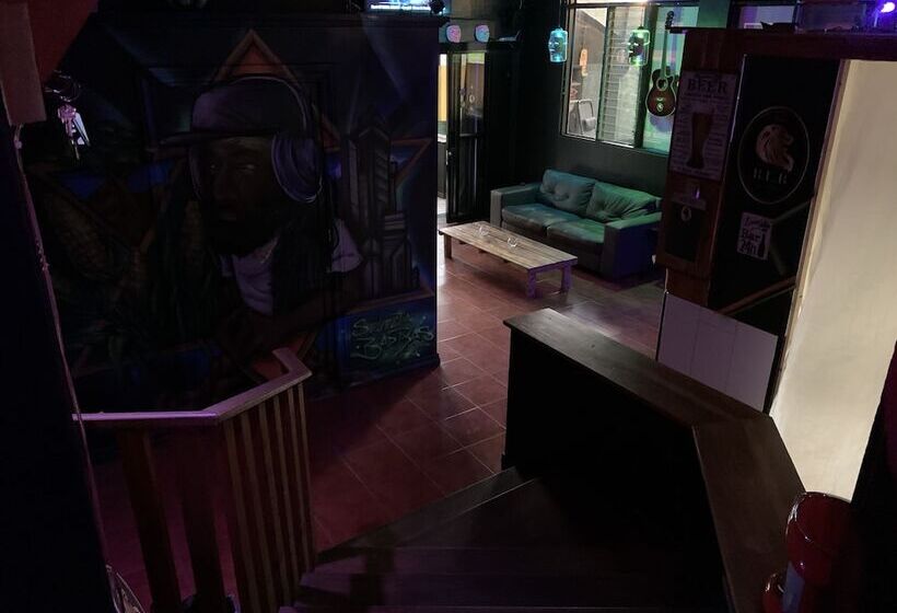 Отель Better Life Suites & Studio