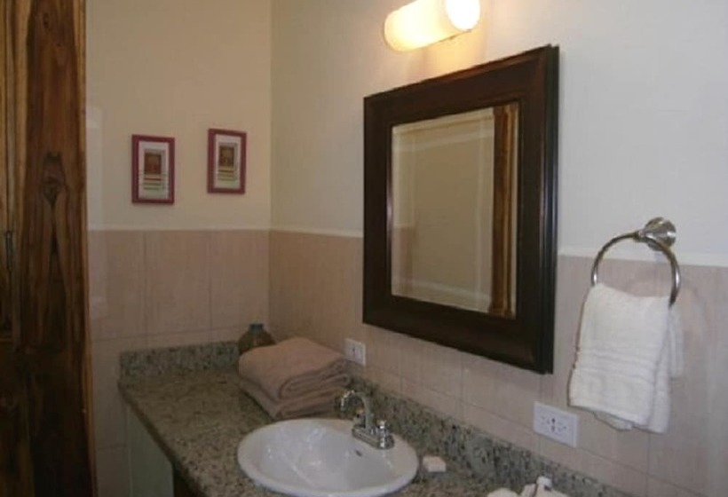 호텔 Green Acress Pool Side Suite