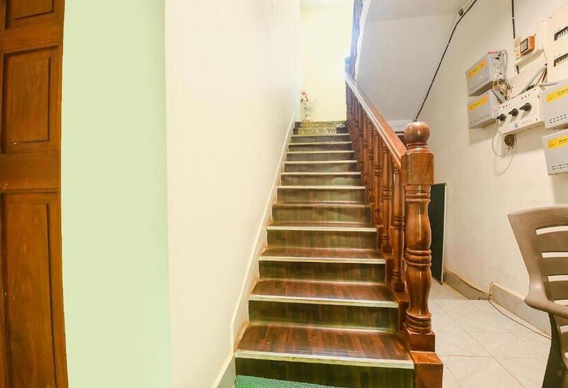 Szálloda Fabexpress Royal Baga Residency