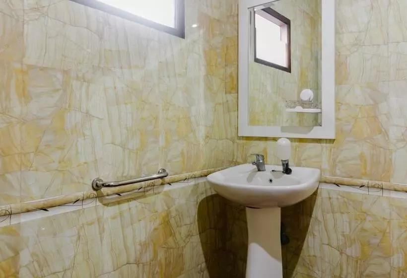 Hotelli Reddoorz Syariah @ Cipanas