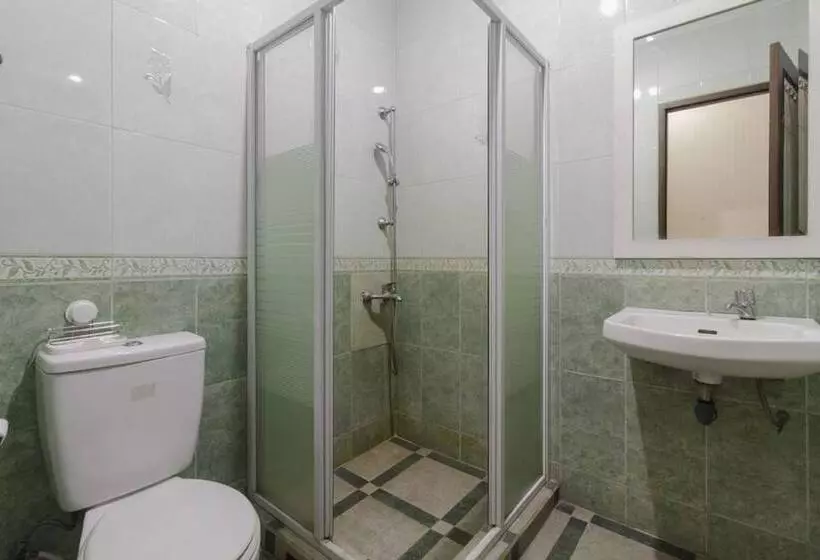 Hotelli Reddoorz Syariah @ Cipanas