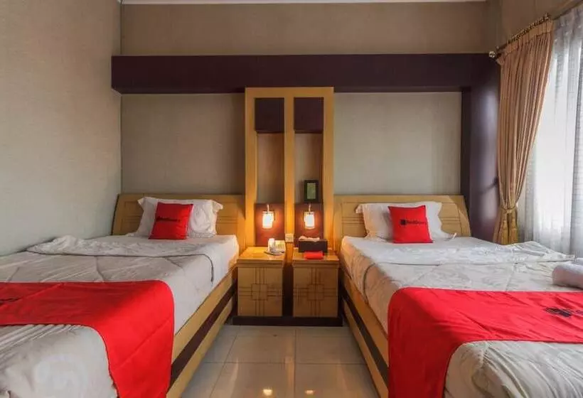 Hotelli Reddoorz Syariah @ Cipanas