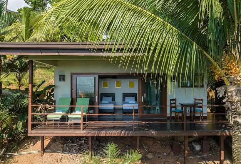 ホテル The Tranquilo Lodge   All Meals Included
