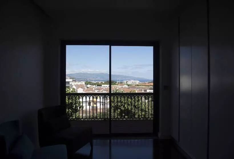 Hotelli Volcanic Charming House