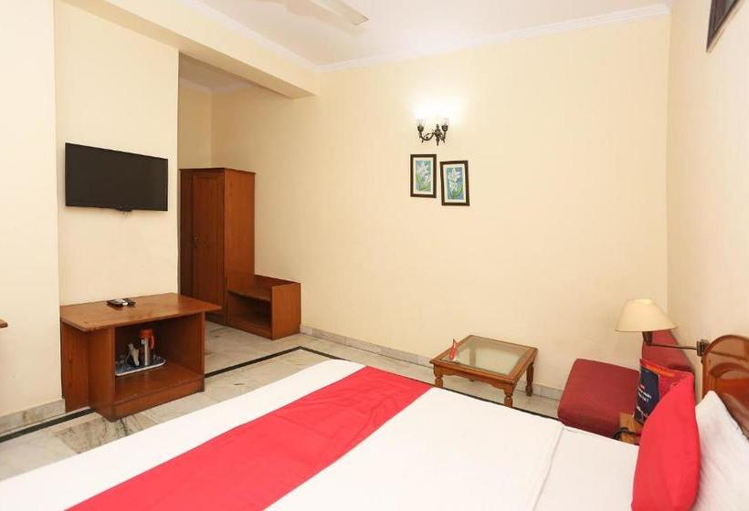 Hotel O Kavya Palace