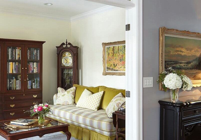 Rye Park Manor Luxury B&b