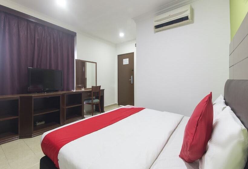 Venice Fajar Hotel By Oyo Rooms
