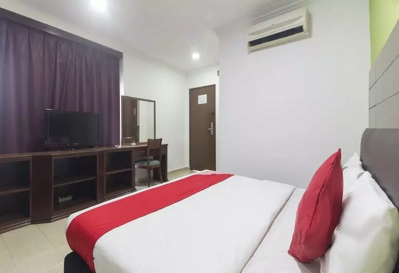 Venice Fajar Hotel By Oyo Rooms