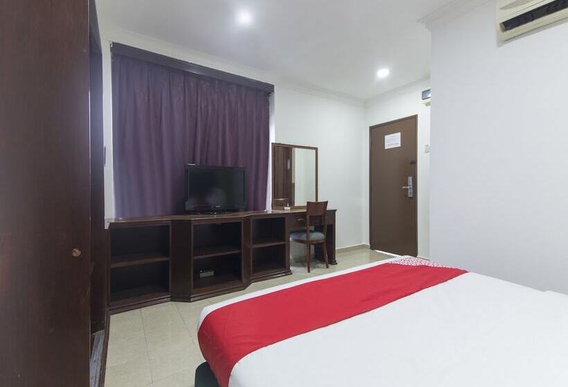 Venice Fajar Hotel By Oyo Rooms