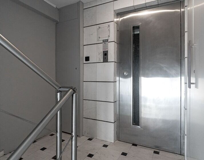 酒店 Aeolos Luxury Suites