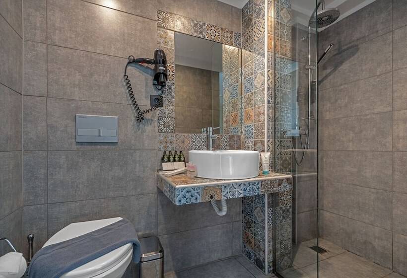 酒店 Aeolos Luxury Suites