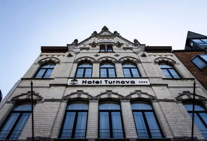 Hotelli Corsendonk Turnova