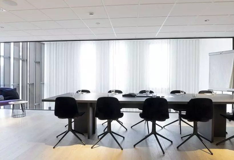 Hotelli Corsendonk Turnova