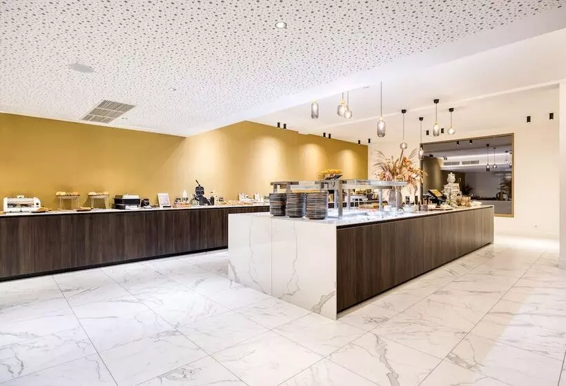 Hotelli Corsendonk Turnova