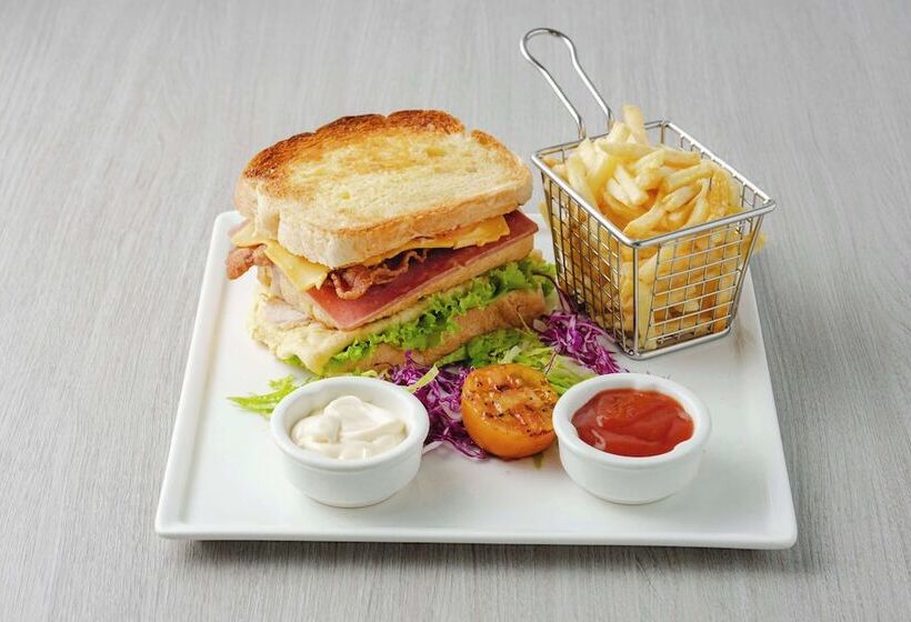 هتل Parkinn By Radisson Iloilo