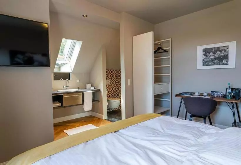 Hotelli Villa Glanzstoff