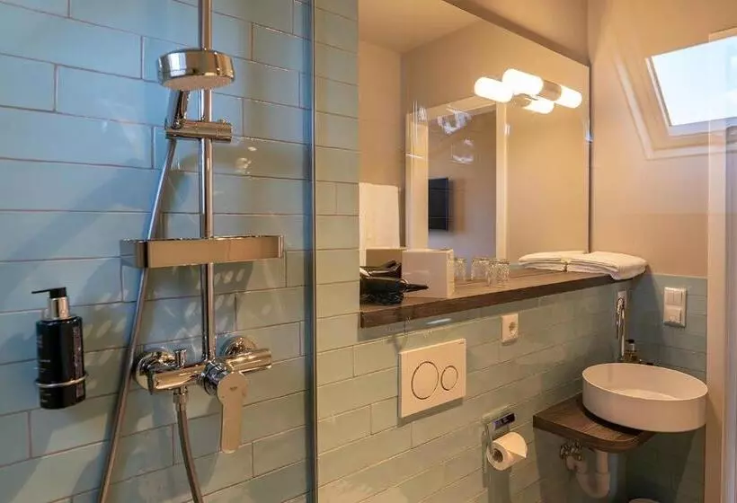 Hotelli Villa Glanzstoff