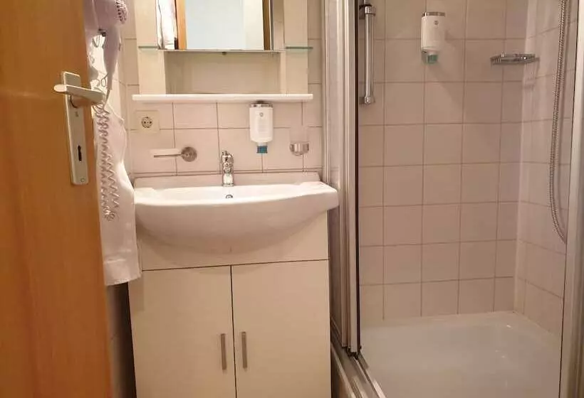 Casa Cristina  Kurpension Und Appartements