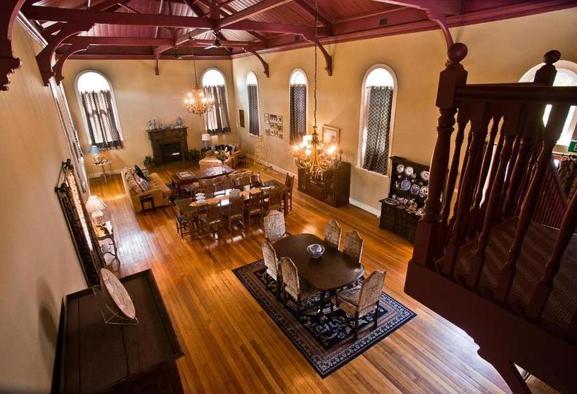 Willowgate Hall Luxury Hosted B&b